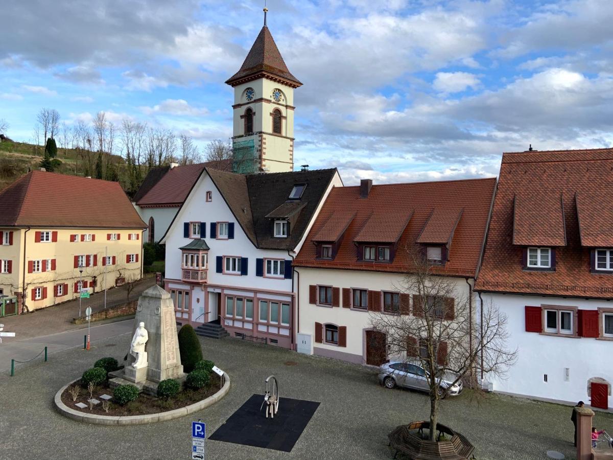 Apartment Im Alten Rathaus Malterdingen Exterior photo
